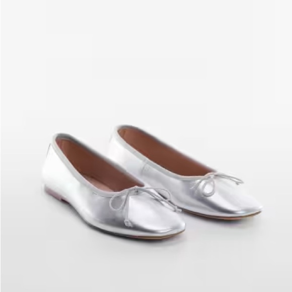 Mango Silver Ballet Flats with Reflective Finish and Bow